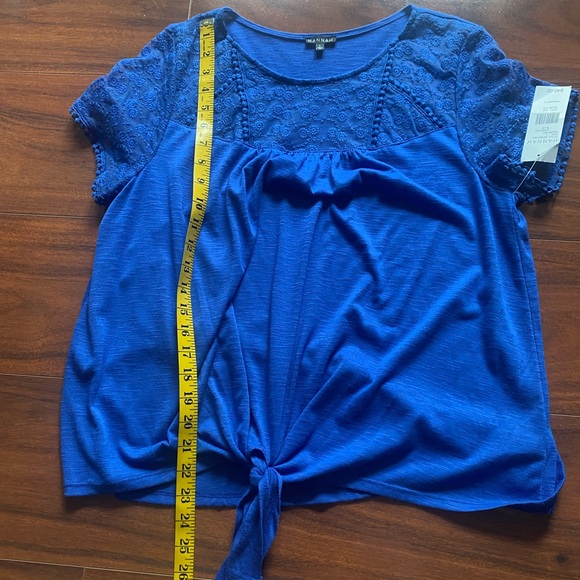 Hannah 💙 blue mesh top - Picture 7 of 8